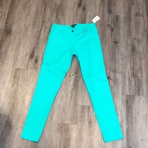 Forever 21 AQUA pant never worn size 28